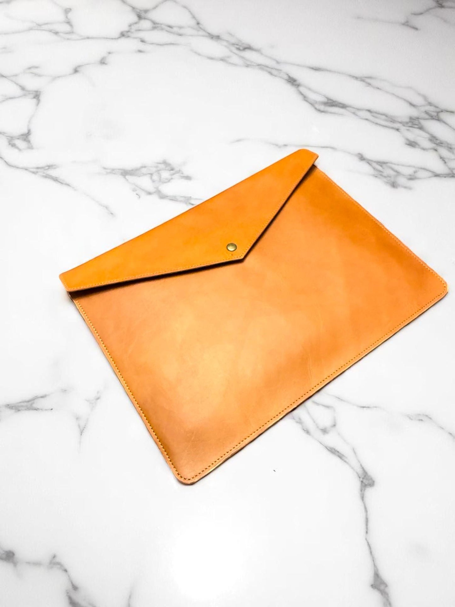 Handmade Leather MacBook Sleeve: Buffalo Crazy Horse Leather, Magnetic Closure