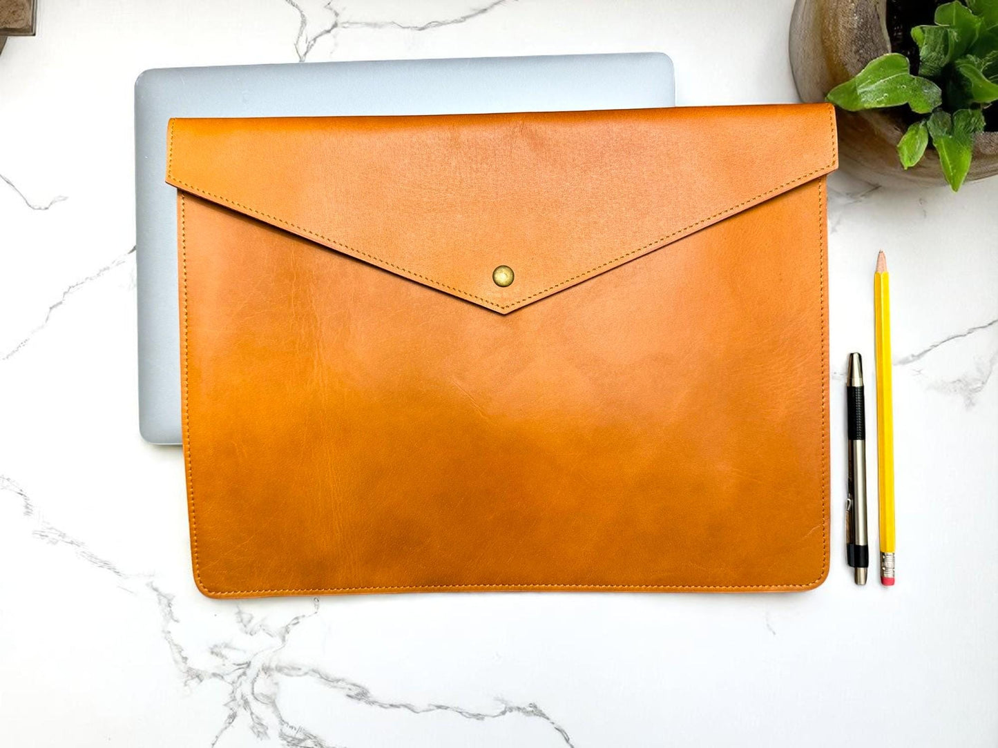 Handmade Leather MacBook Sleeve: Buffalo Crazy Horse Leather, Magnetic Closure