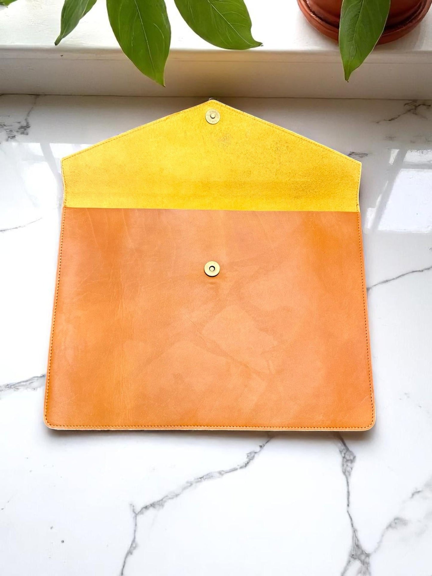 Handmade Crazy Horse Leather MacBook Sleeve: 13-16 inch Laptop Bag