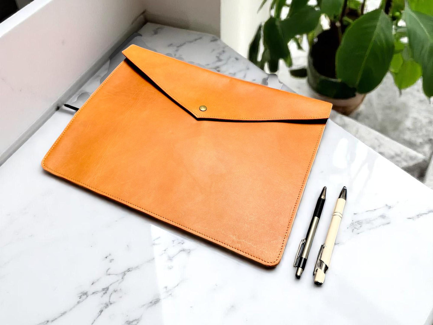 Handmade Leather MacBook Sleeve: Buffalo Crazy Horse Leather, Magnetic Closure