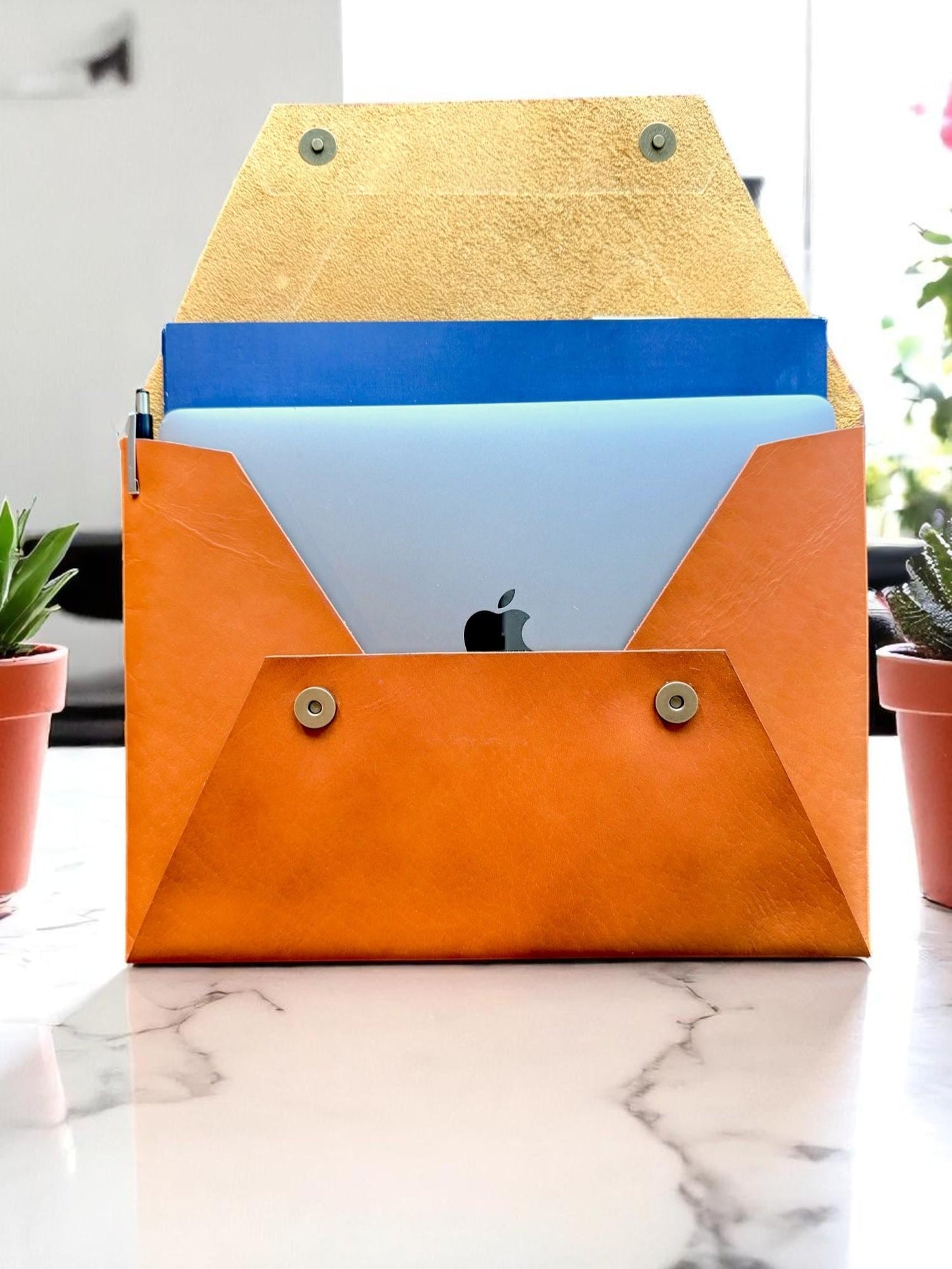 Full Grain Leather MacBook Sleeve: Crazy Horse Buffalo Leather Portfolio